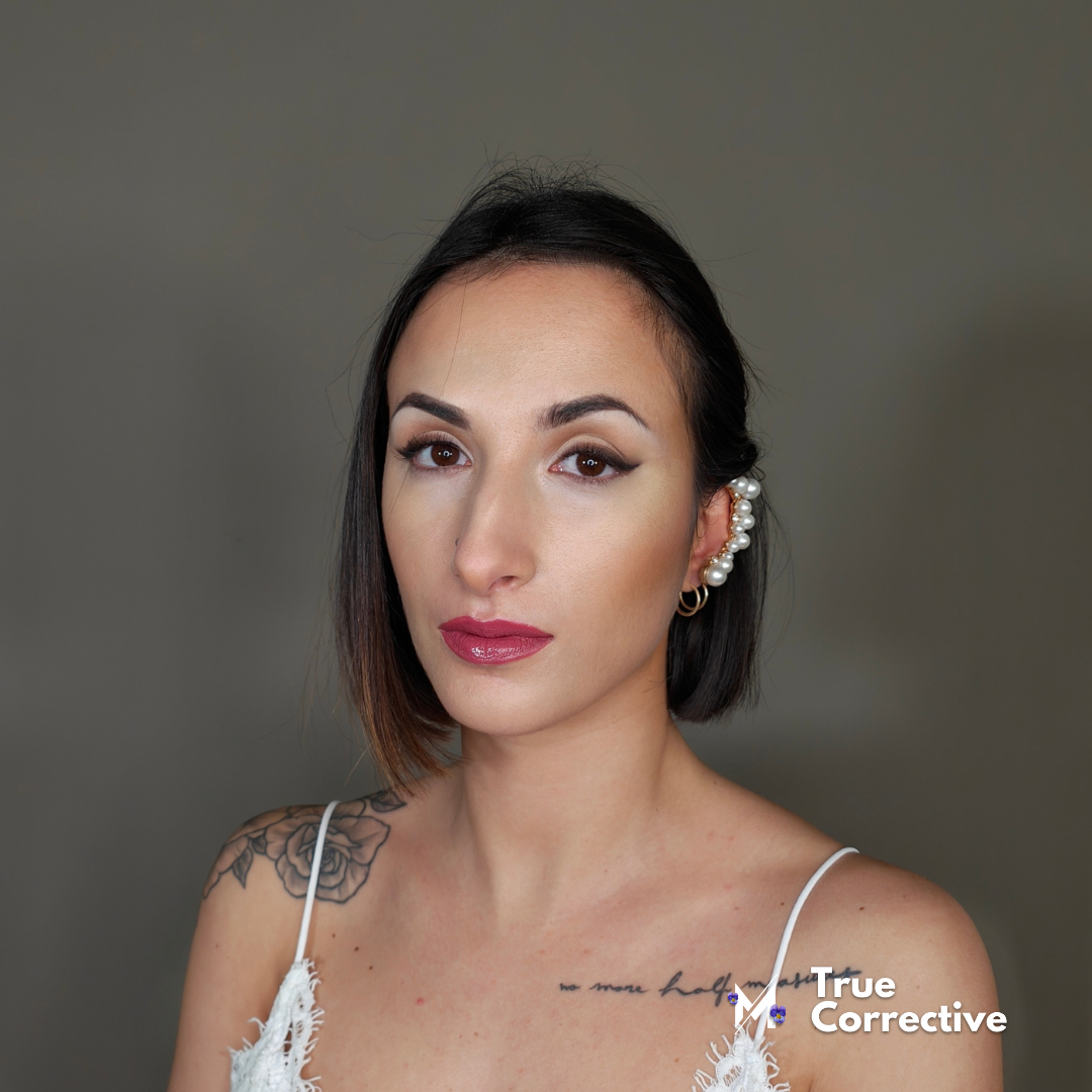 True Corrective Corso Make Up Online Camouflage e Eyeliner Sfumato
